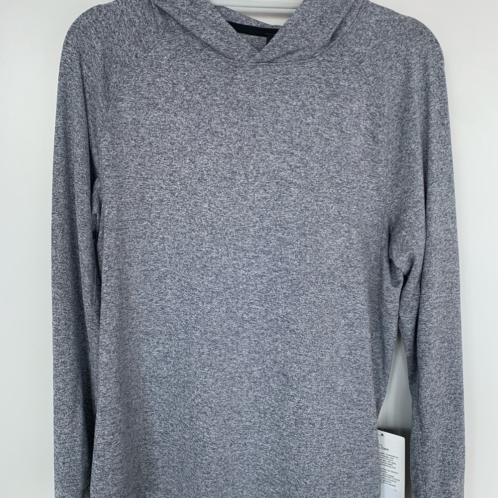 nwt License to Train Hoodie